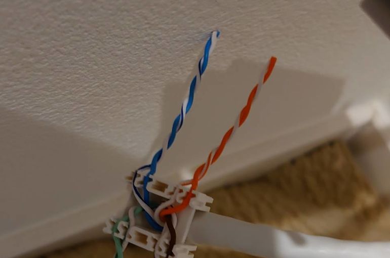 ブレーカー　分電盤　ＣＡＴ６Ａ